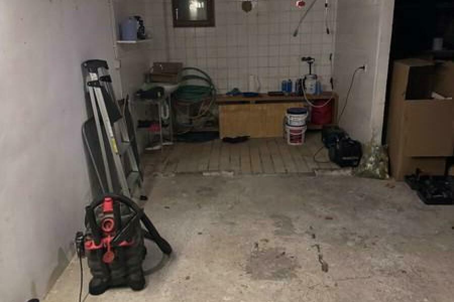 111 Garage links
