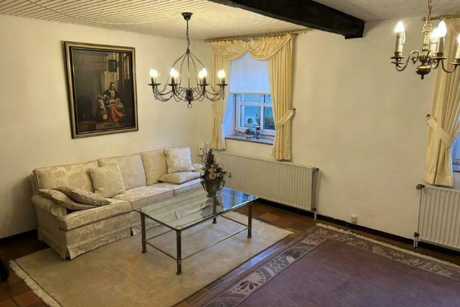 4 EG Einliegerwohnung WZ