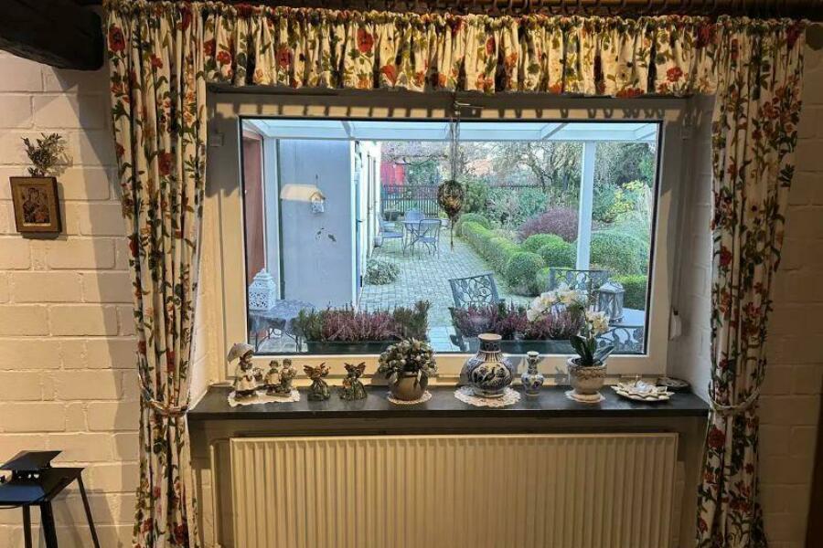 10 EG Esszimmer Gartenblick