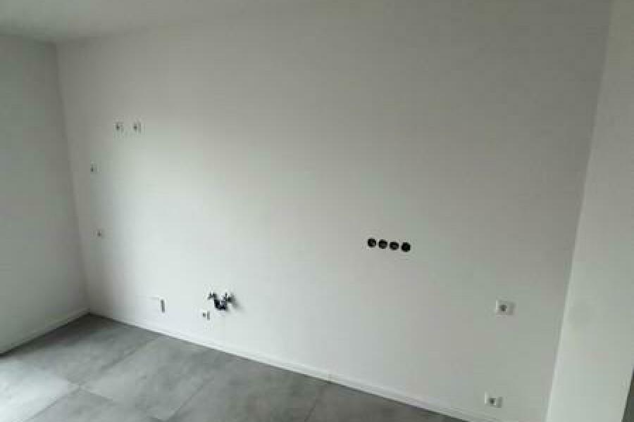 28 Impressionen aus den Wohnungen Bädern Balkonen