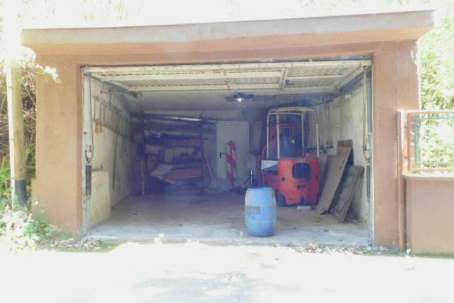 SB7-1 Garage