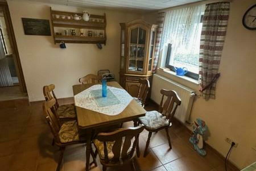 41 Eßbereich im KG ELW