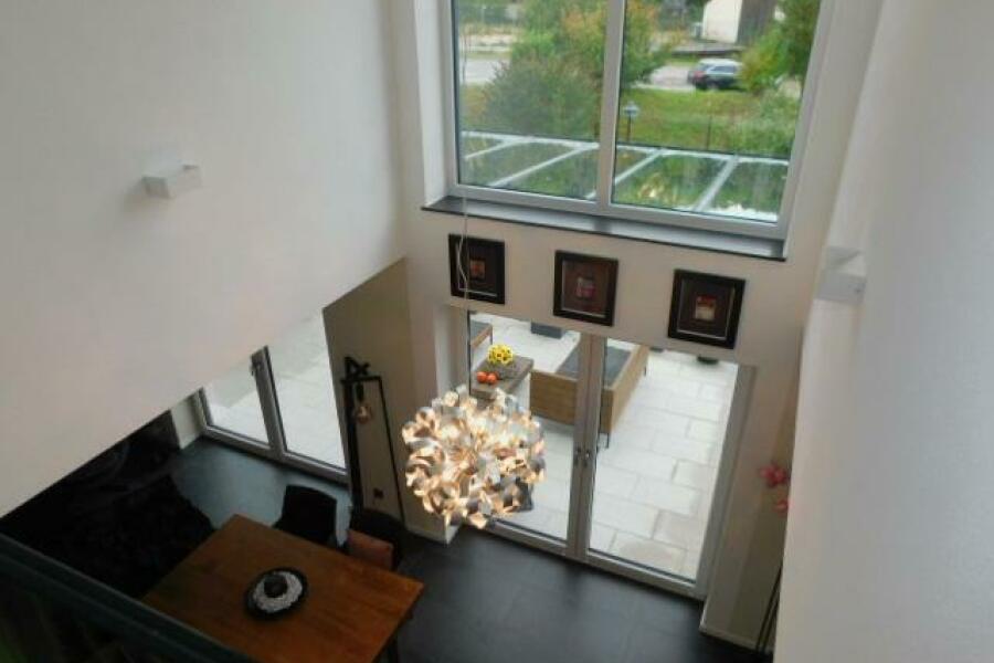 OB17-1 Blick v.d. Galerie
