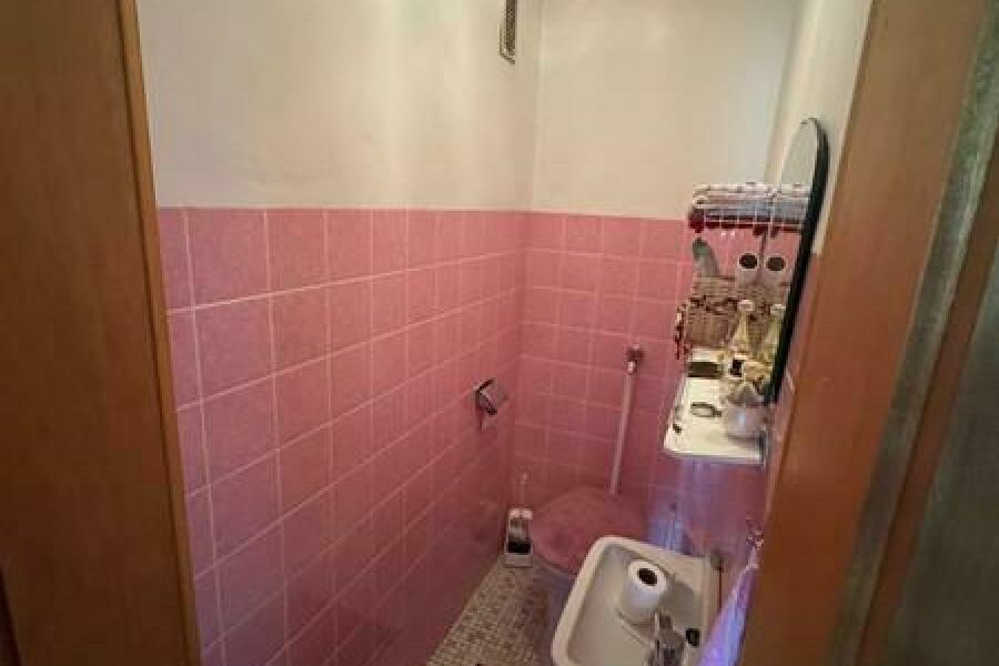 41 weiteres Gäste WC