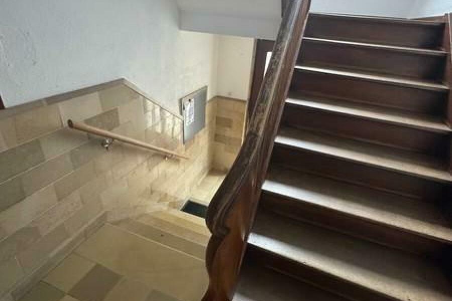 4 Treppenhaus Haupteingang