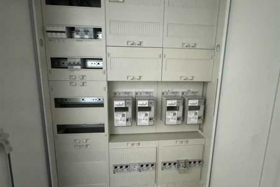 24 E-Installation - neu