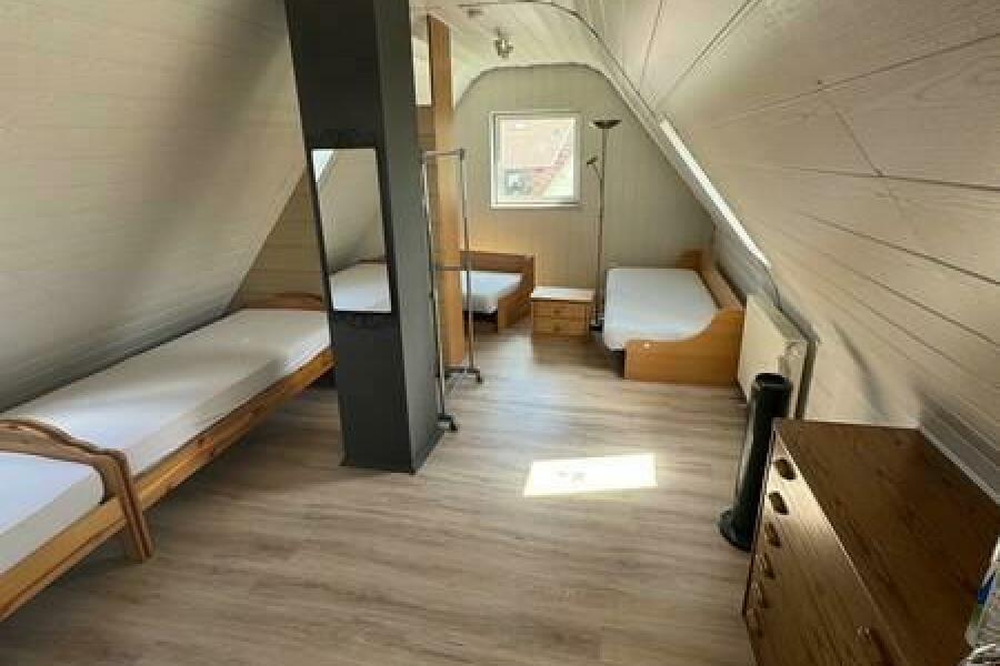 80 Gästezimmer mit 4 Schlafplätzen im DG