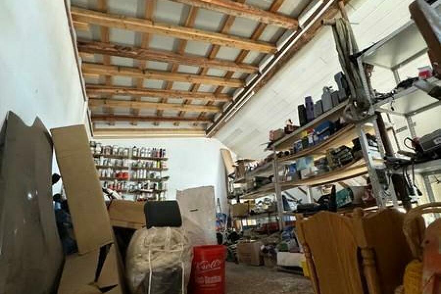 9 Lagerraum auf Garage