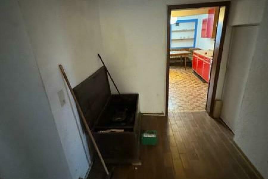 30 Flur zur Küche
