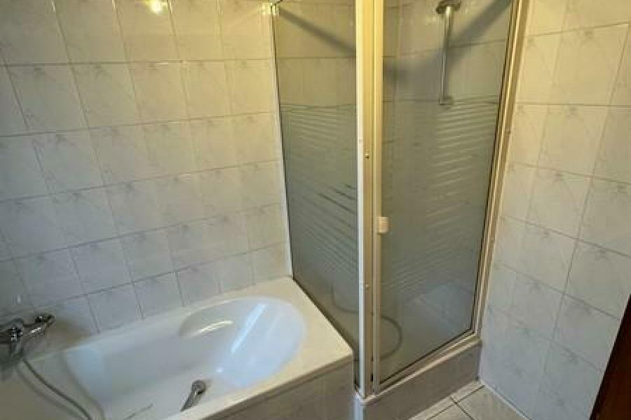 18 Wanne Dusche