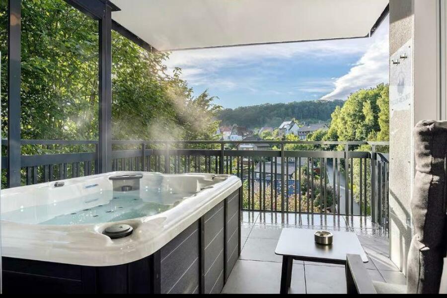 Terrasse mit Whirlpool