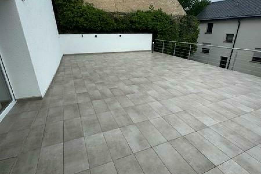 46 Balkon nach Rückseite