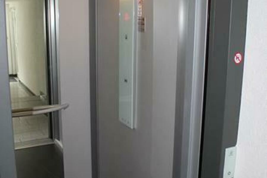 Moderner Fahrstuhl
