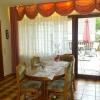 Wohnzimmer zum Balkon