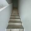 25 Treppe zum DG