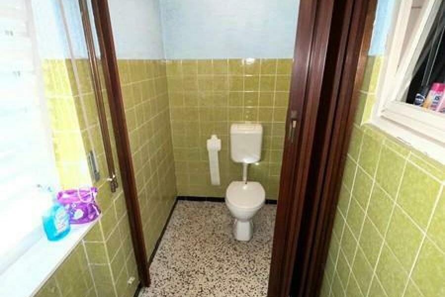 9 Toilette EG
