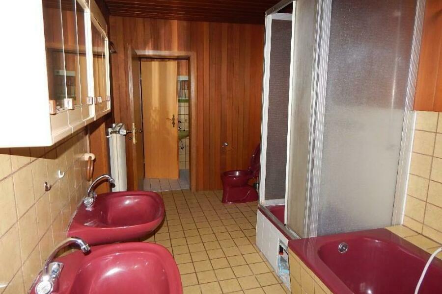 Wohnung 2 Obergeschoss Bad