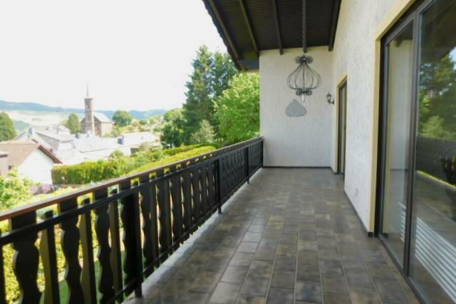 FB8 Balkon Hauptwhg.