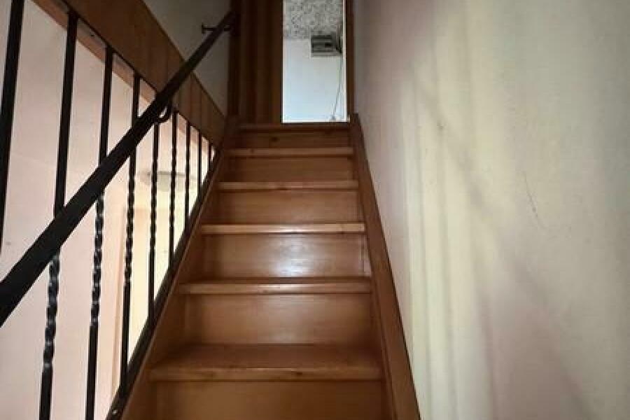35 Treppe zum DG
