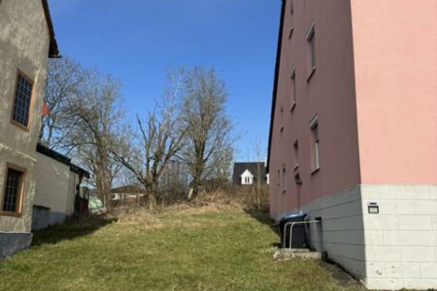 PB5-1 Zugang zum Grundstück-Haus