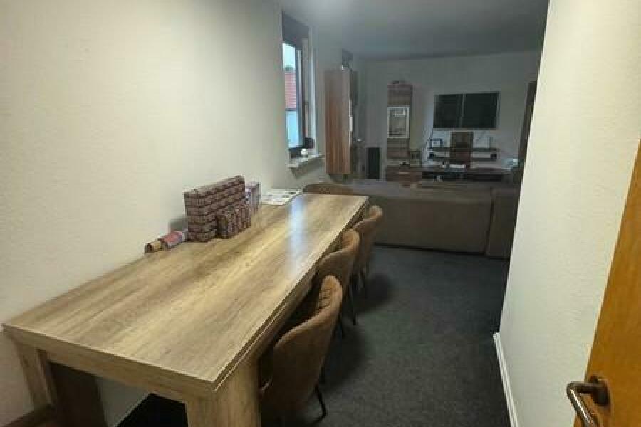 57 WE OG Altbau Eßbereich