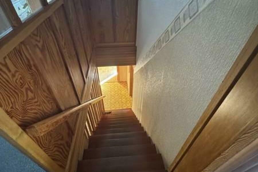 36 Treppenhaus zum OG