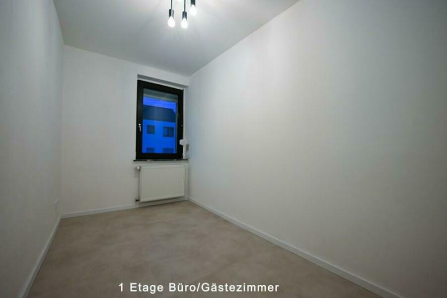 KO1 Etage Büro-Gästezimmer 1