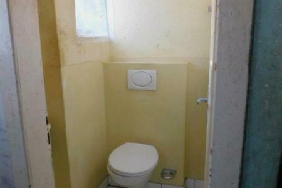 SB16 Toilette EG