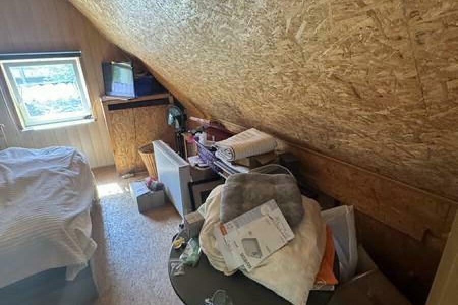 24 Schlafzimmer
