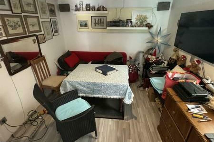 9 Wohnzimmer