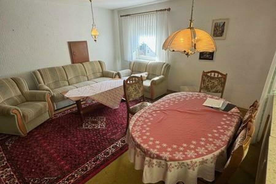 9 Wohnzimmer