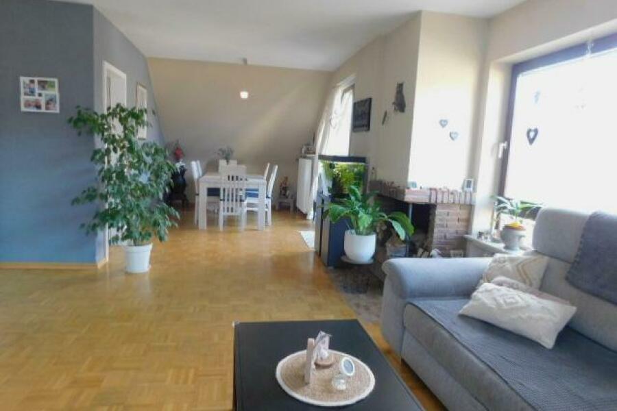 BB12 DG Whg. Wohnzimmer