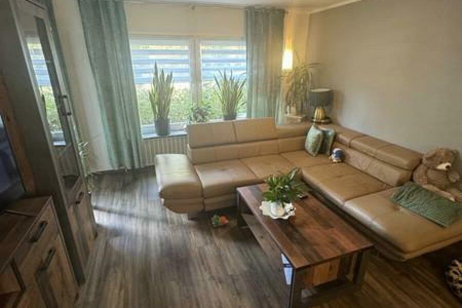 26 Wohnzimmer